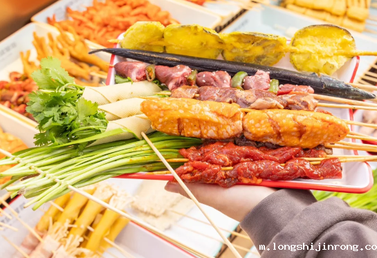 小白开冒菜店怎么起步？跟着帽牌货走就对了